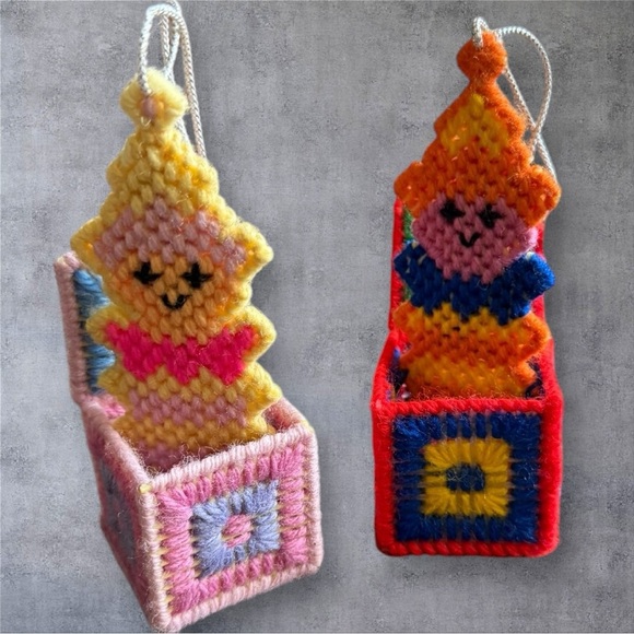 Jack in the Box Vintage Ornaments - Set of 2 - Picture 1 of 3